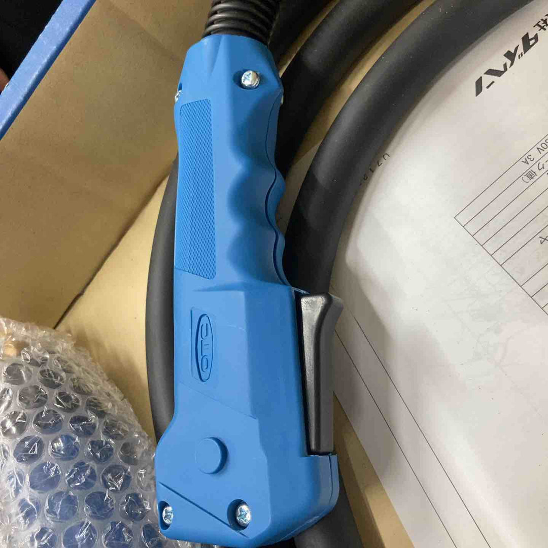 ダイヘン(DAIHEN) ブルートーチ3 BT5000-45 半自動溶接トーチ 長さ4.5 m 500A用【八潮店】