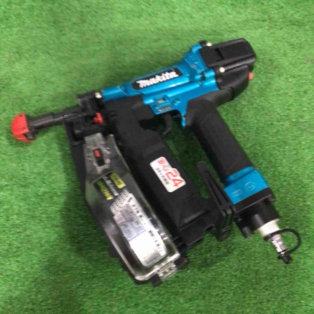 ★マキタ(makita) 高圧エアネジ打ち機 AR412HRM 動作確認済【川口店】