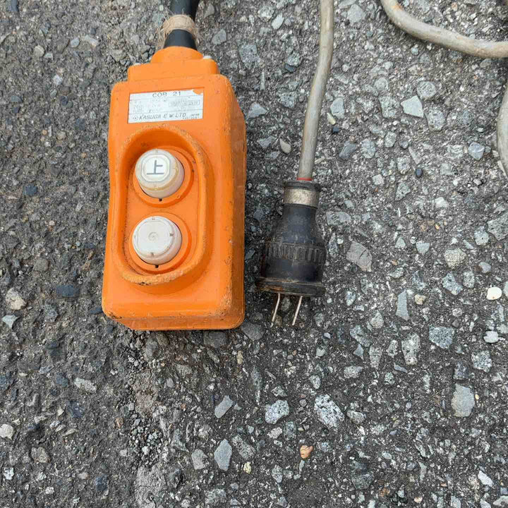 【現状品/店頭受取り限定】 備考欄必読！ ユニパー 荷揚げ機 UP-703N2 【藤沢店】