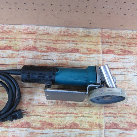 マキタ(makita) 100mmディスクグラインダ 9533CB【川崎店】