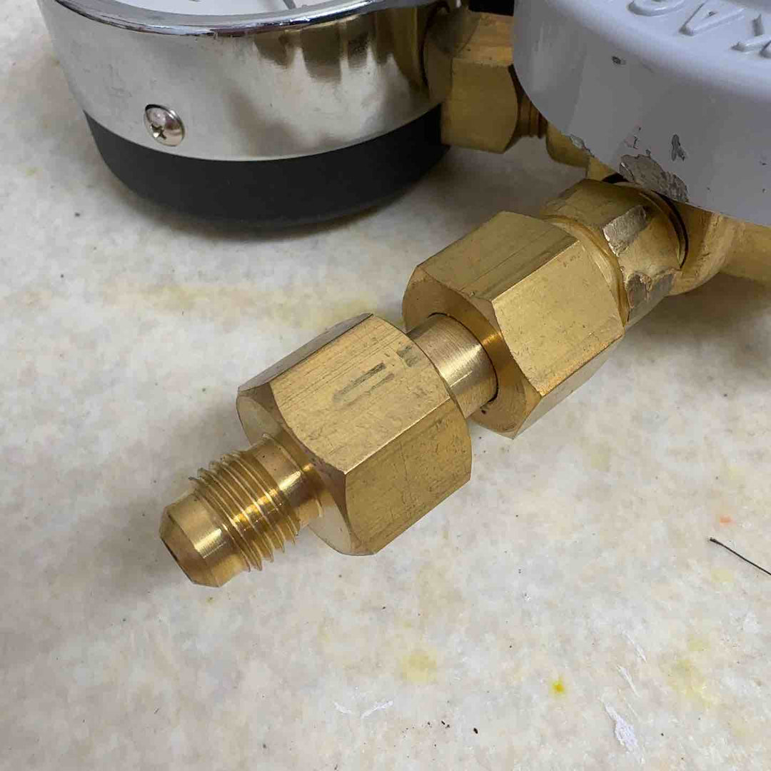 阪口製作所 窒素調整器 R-10 現状品【町田店】