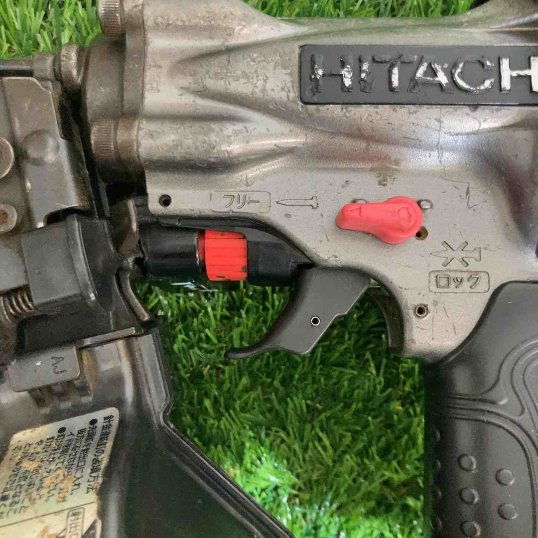 【現状品】◇ハイコーキ(HIKOKI ※旧:日立工機) 50mm高圧釘打ち機 NV50HMC(G)　本体のみ【戸田店】
