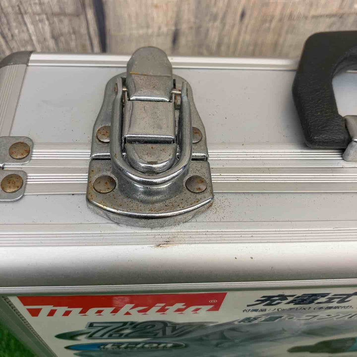マキタ(makita) コードレスペンドライバドリル DF010DS【富山店】◇A