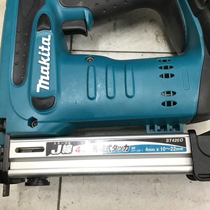 【中古品】 マキタ/makita コードレスタッカー ST420DZ 【鴻巣店】