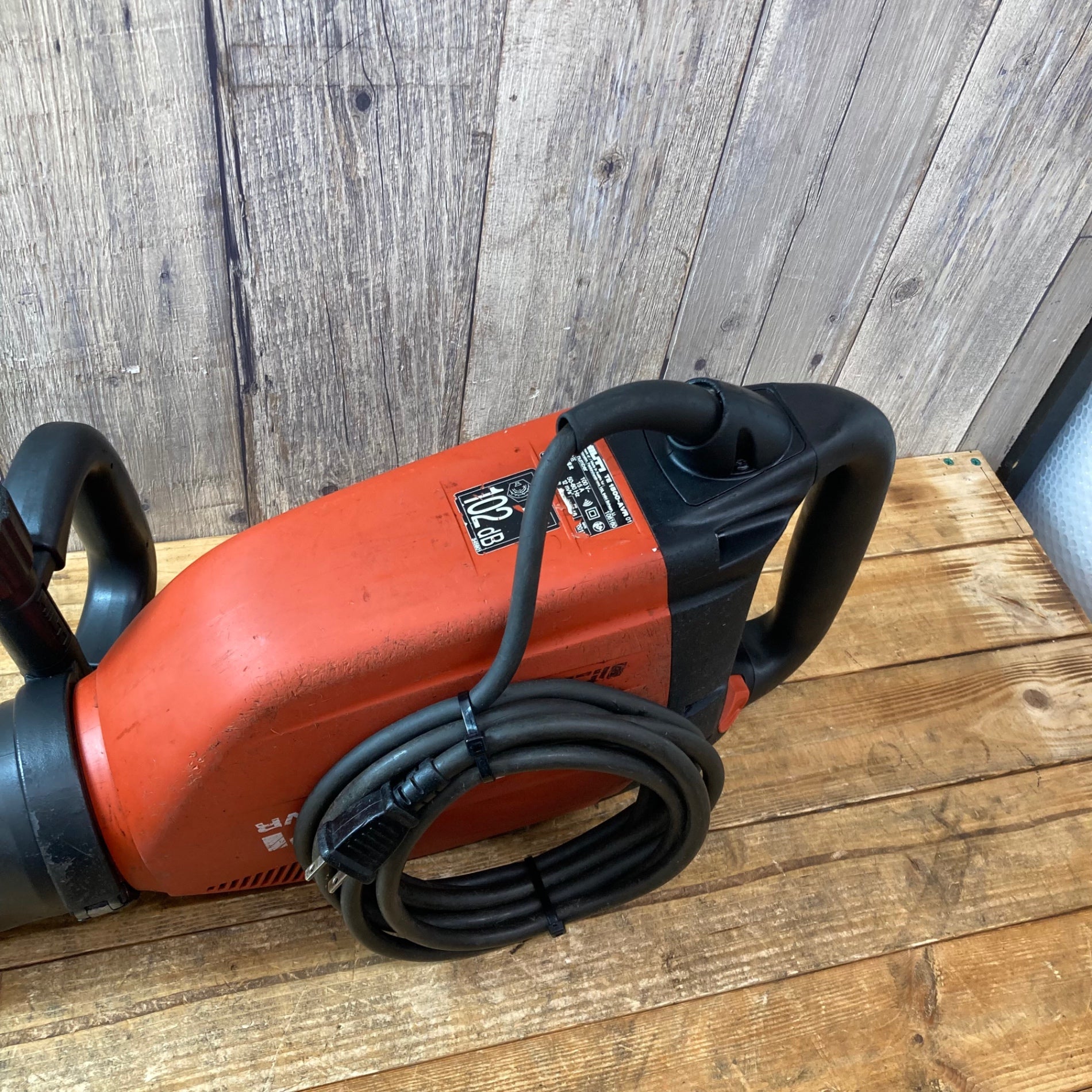 中古品】◇ヒルティ(HILTI) 電動コンクリートブレーカー TE1500-AVR