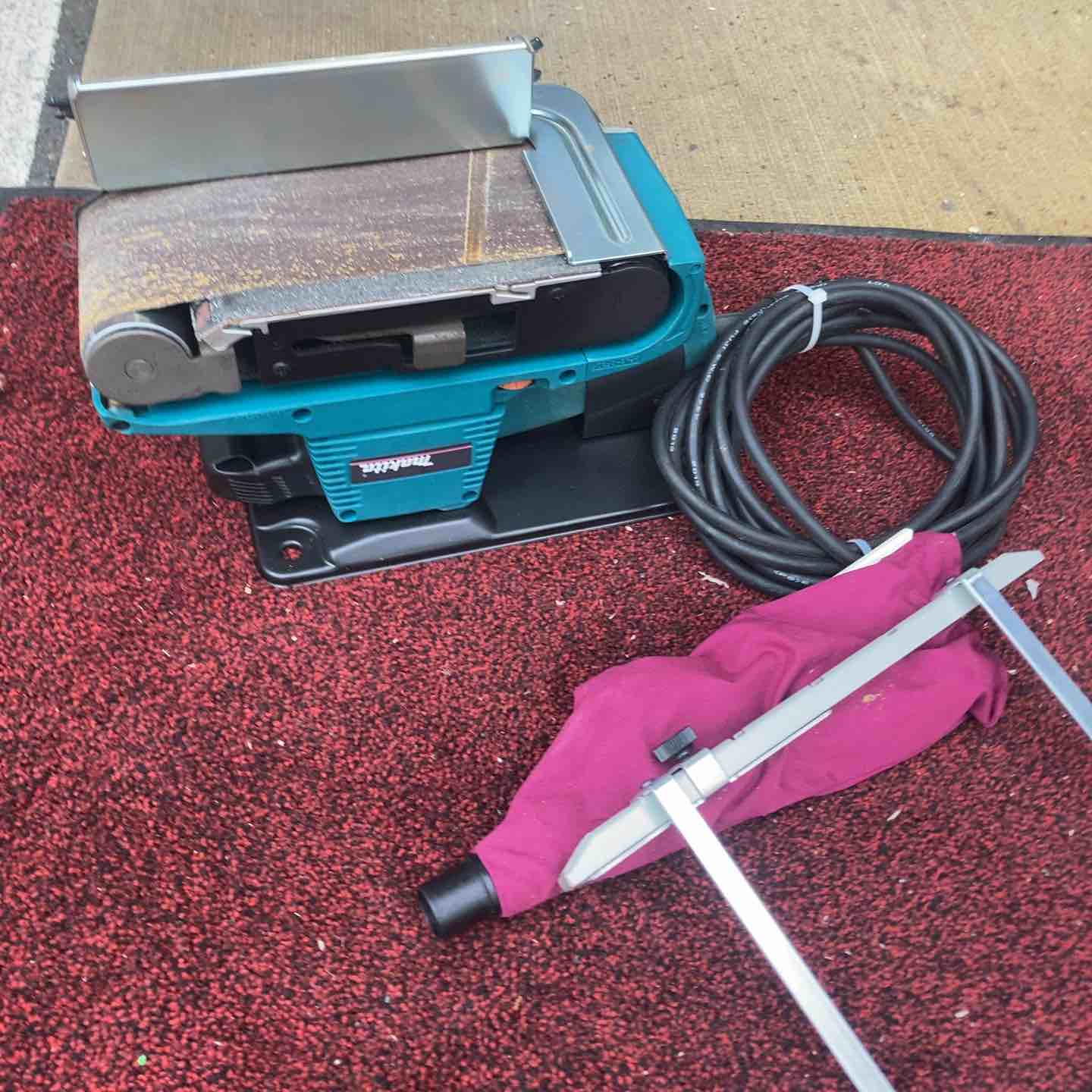 ☆マキタ(makita) ベルトサンダ 9404【町田店】 ☆マキタ(makita) ベルトサンダ 9404【町田店】 – アクトツール