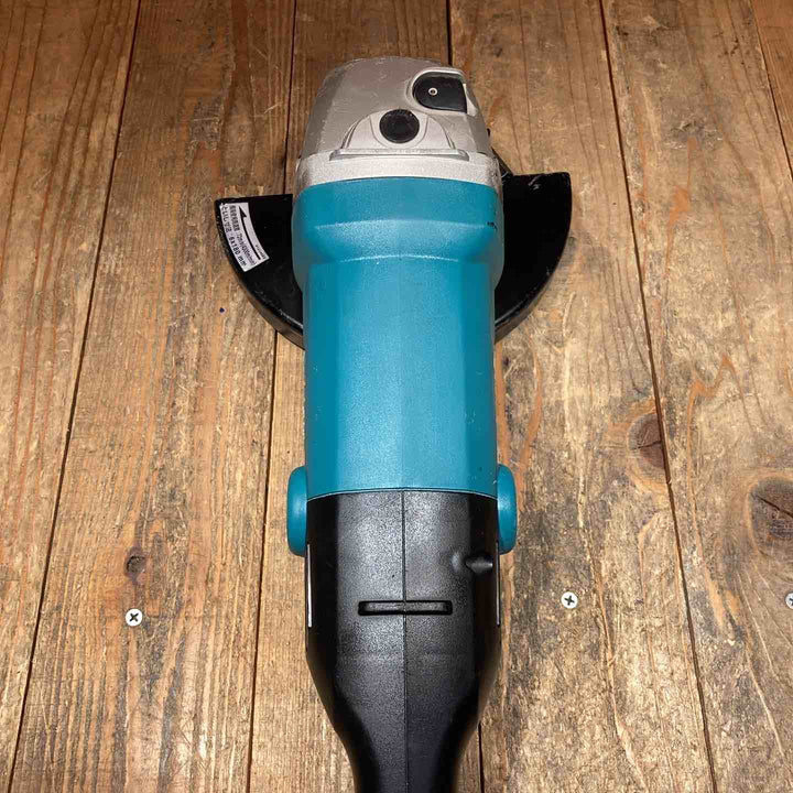 【中古品】マキタ(makita) 180mm電子ディスクグラインダ GA7011C【所沢店】