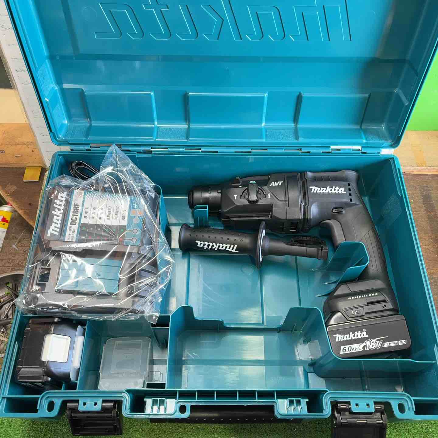 ★マキタ(makita) コードレスハンマドリル HR182DRGXB【町田店】 ☆マキタ(makita) コードレスハンマドリル HR182DRGXB【町田店