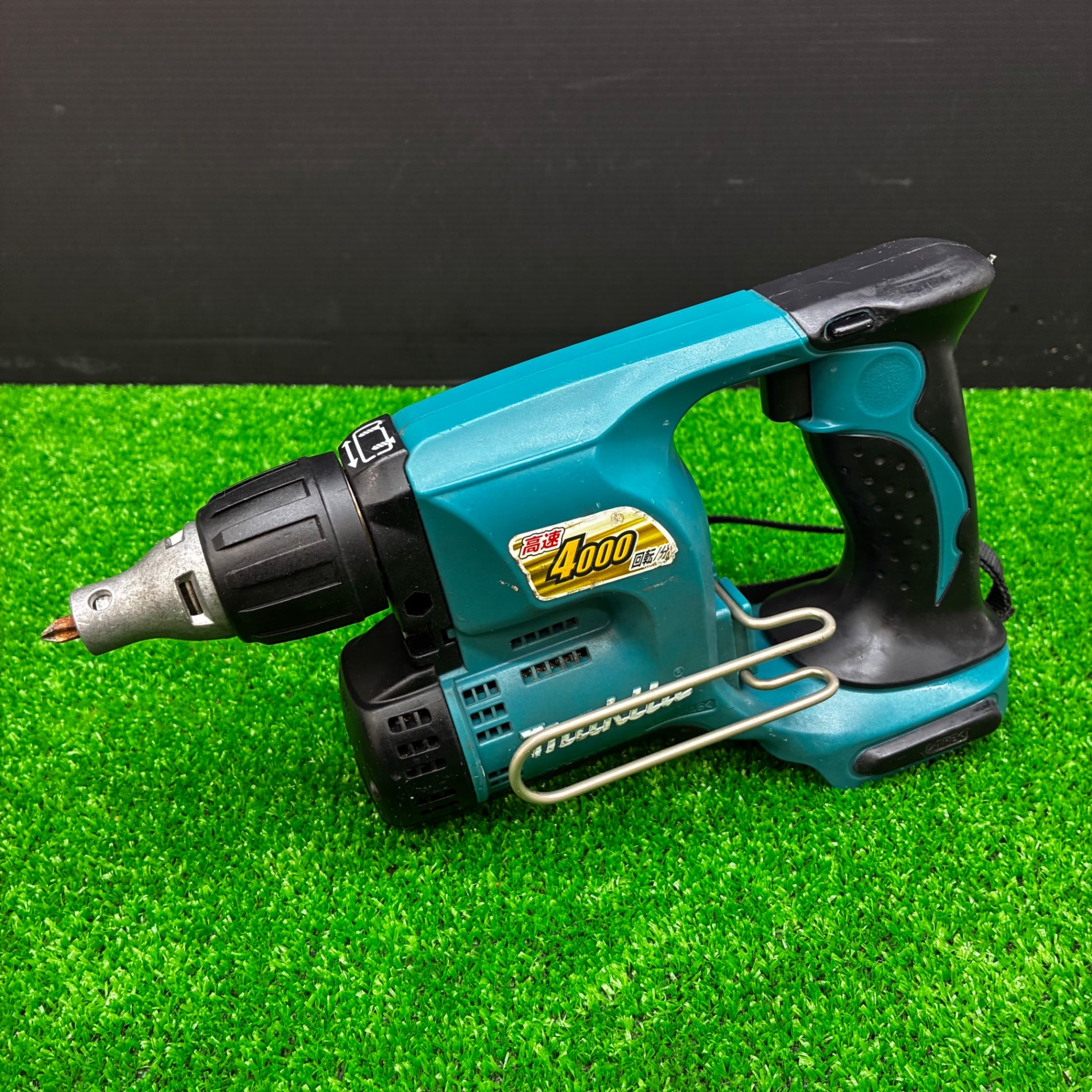中古　マキタ　Makita ソフトインパクトドライバ 6963 Amazon | マキタ(Makita) 6963SPK ソフトインパクトドライバー ケース