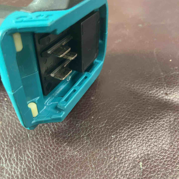 【中古品】★マキタ(makita) コードレスレシプロソー JR104DSH【東大和店】