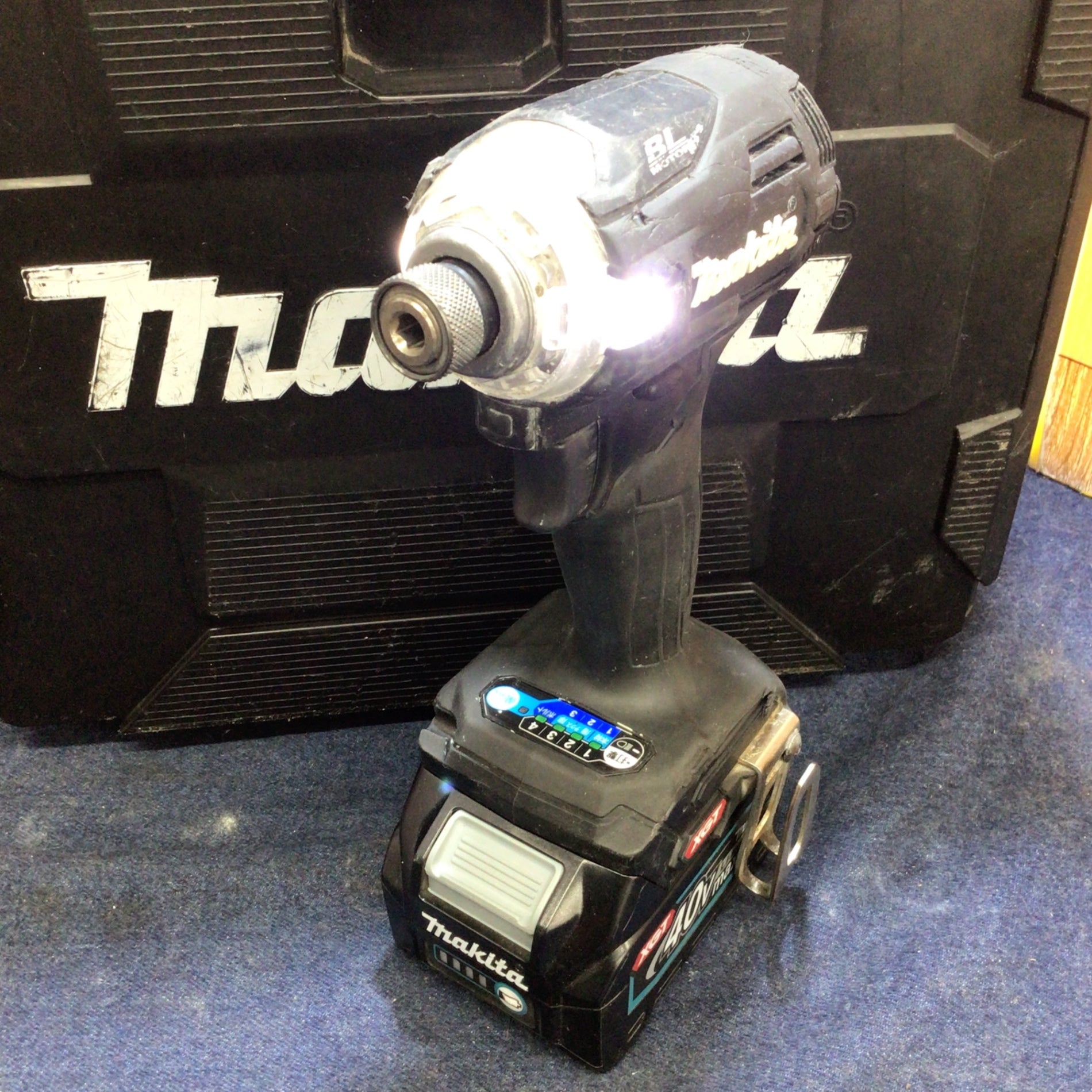 マキタ TD001GRDXB 40V 充電式インパクトドライバー【リライズ市川行徳店】【店頭取引限定】【中古】IT2GG1RVKO3C マキタ TD001GRDXB 40V 充電式インパクトドライバー【リライズ市川行徳