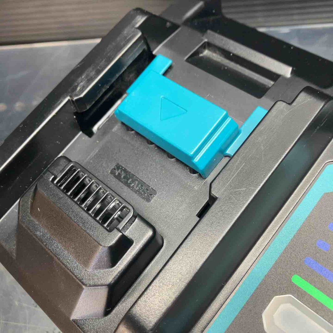 ★マキタ(makita) 急速充電器 DC40RA【川越店】