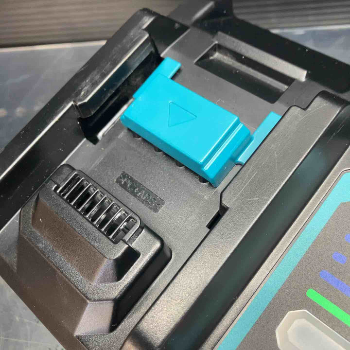 ★マキタ(makita) 急速充電器 DC40RA【川越店】