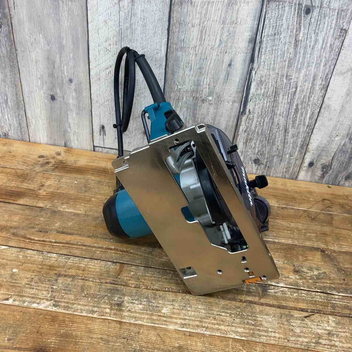 【中古品】 マキタ(makita) 125mm 防じん丸のこ KS5000FX マルノコ 【東大和店】