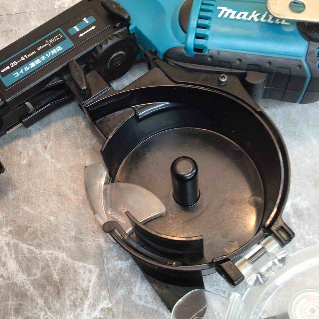 ☆マキタ(makita) オートパックスクリュードライバー 6841R【八潮店】