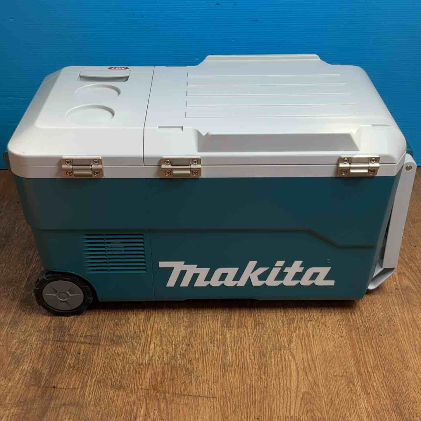 中古品】☆マキタ(makita) コードレス冷温庫 CW001GZ ※備考欄参照