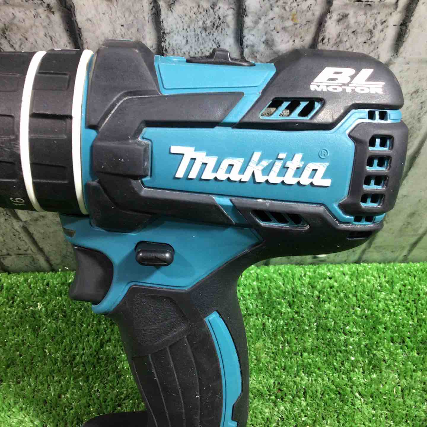 ☆マキタ(makita) コードレス振動ドリルドライバー HP480DZ【川口店