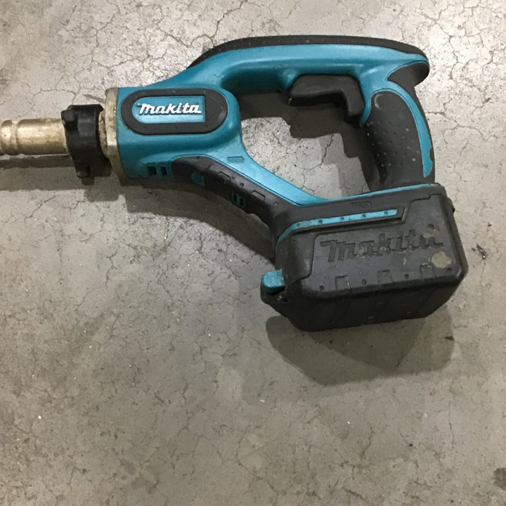 ★マキタ(makita) コードレスコンクリートバイブレータ VR350DZ【川口店】