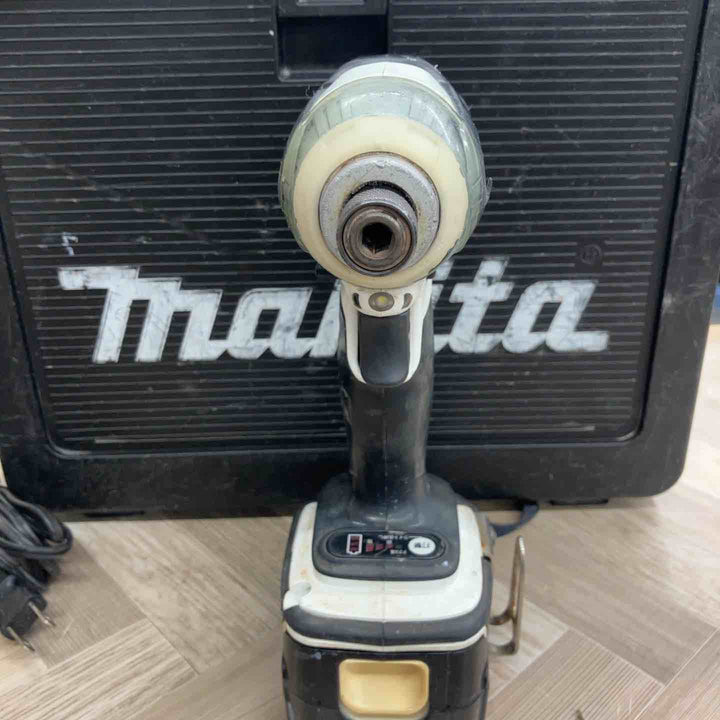 ★マキタ(makita) コードレスインパクトドライバー TD136DRFXW【八潮店】