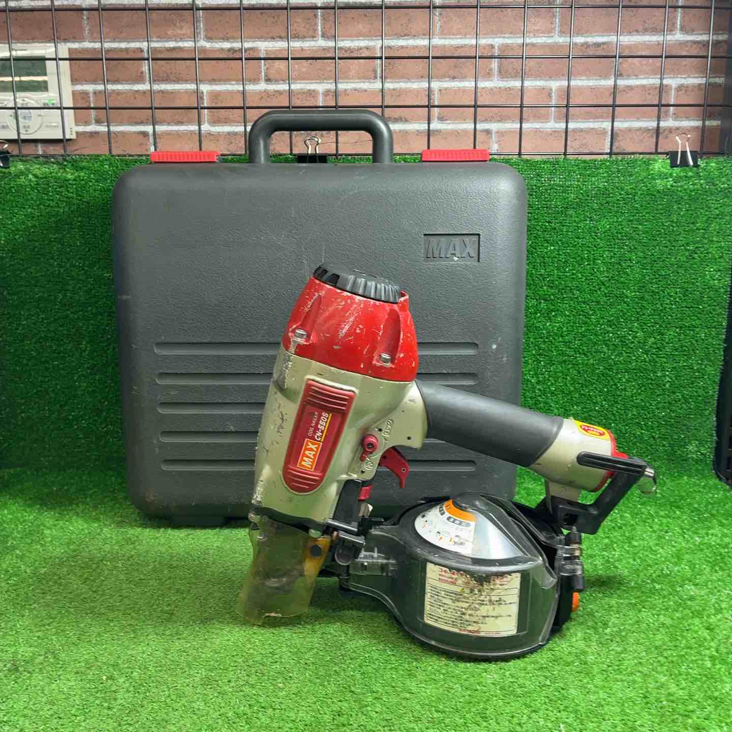 中古品】 マックス(MAX) 常圧エア釘打ち機 CN-550S(FP) 【藤沢店