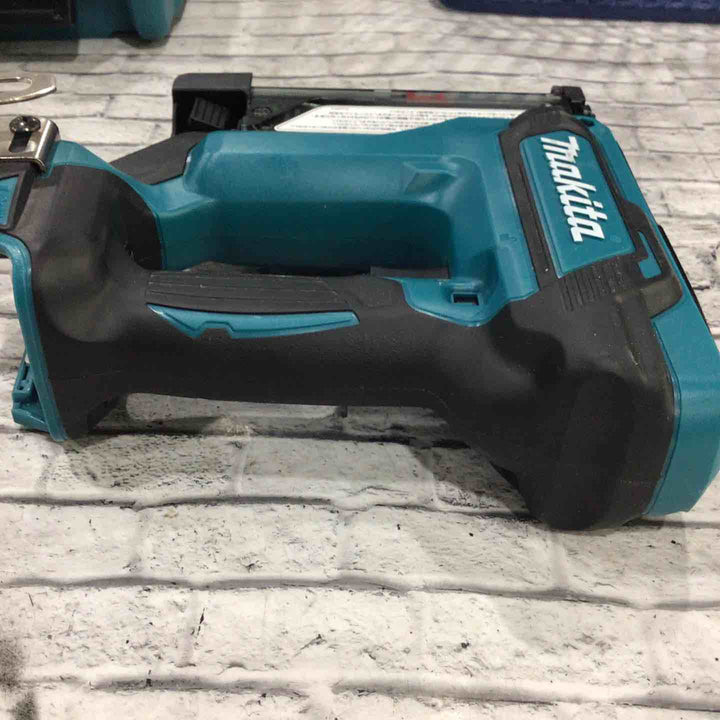 ★マキタ(makita) コードレスピンネイラ PT353DRG【川口店】