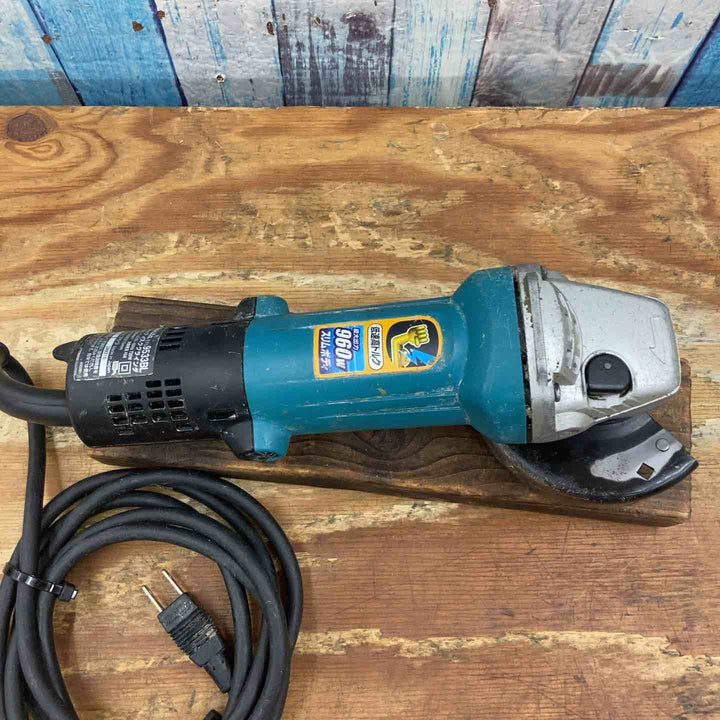 ☆マキタ(makita) ディスクグラインダ 低速高トルク ブレーキ付 100mm 9533BLA【柏店】