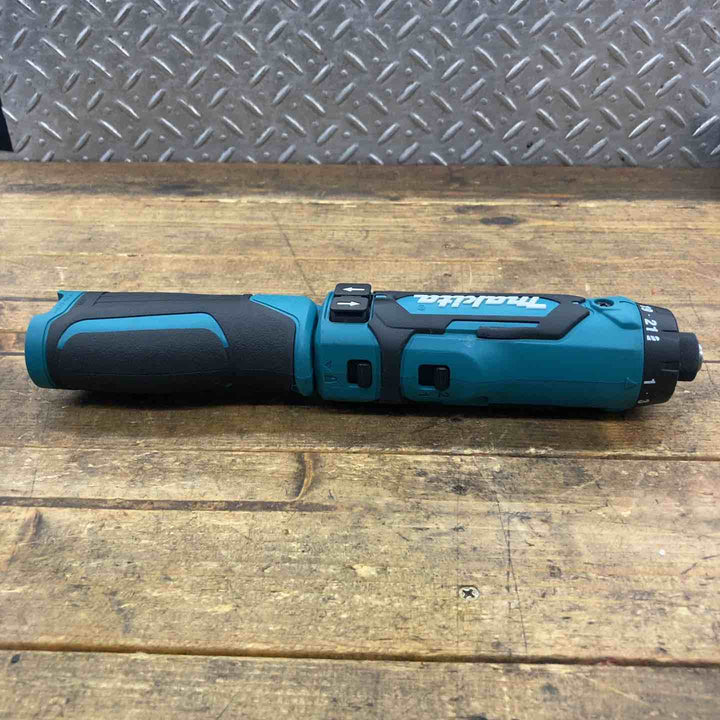 ★マキタ(makita) コードレスペンドリルドライバー DF012DZ【所沢店】