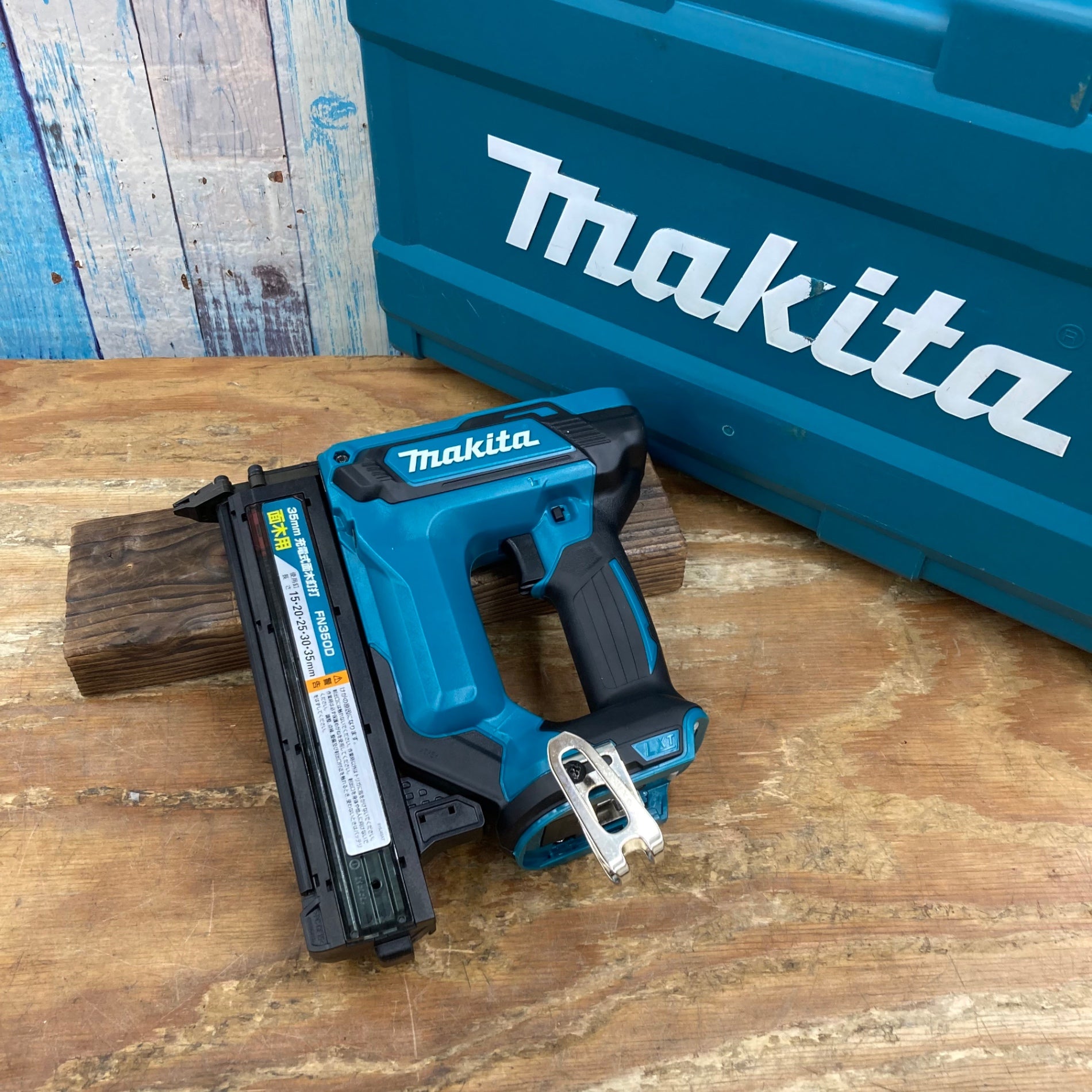 ☆マキタ(makita) コードレスフィニッシュネイラ FN350DZK【柏店