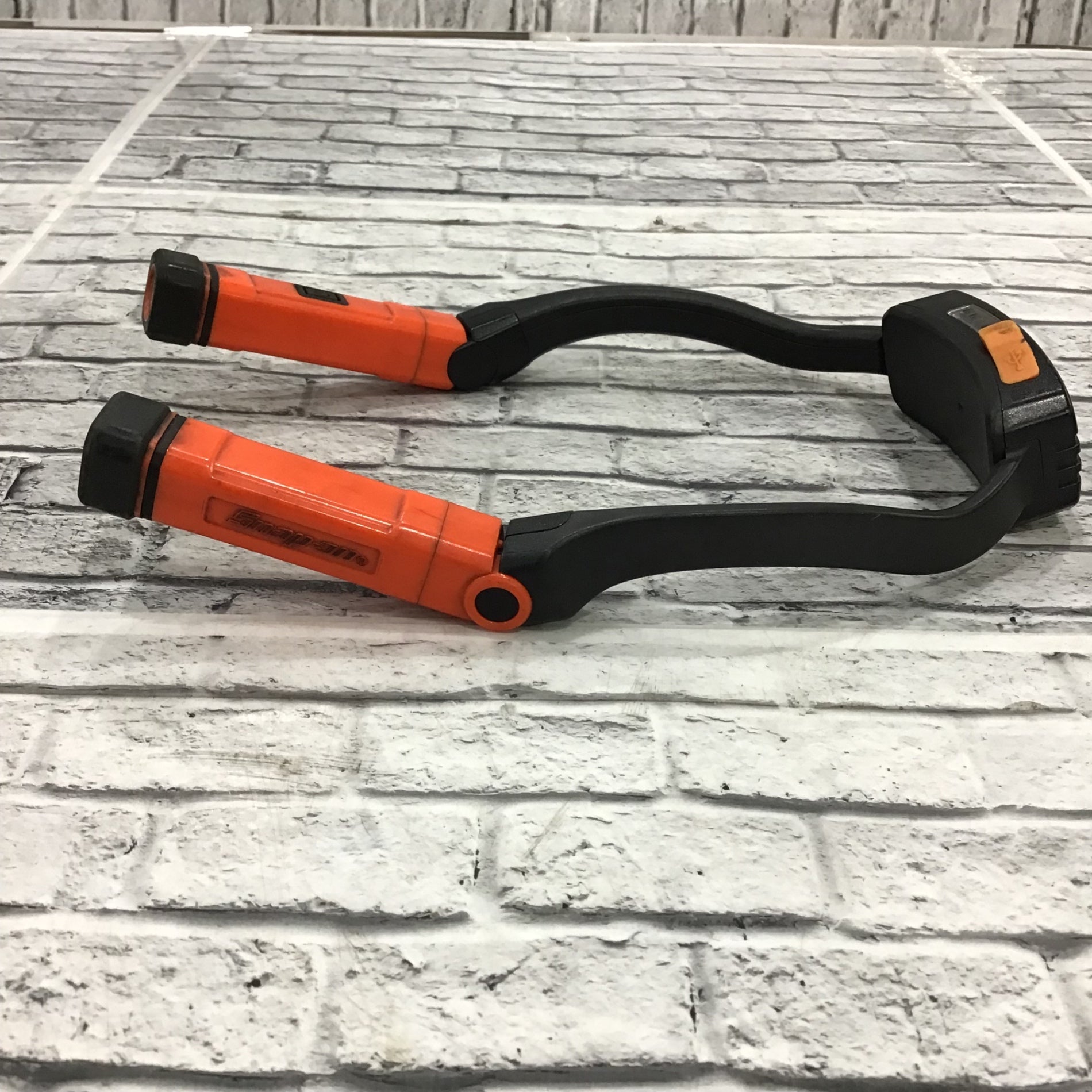 スナップオン(Snap-on) 充電式ハンズフリーLEDネックライト ECHDC038O