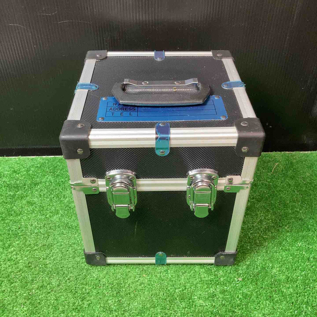 ◇リョービ レーザー墨出器 635nm赤色半導体レーザ 作業範囲:屋内約10m/屋外約25m 収納ケース付 HLL-700 受光器付き！【岩槻店】