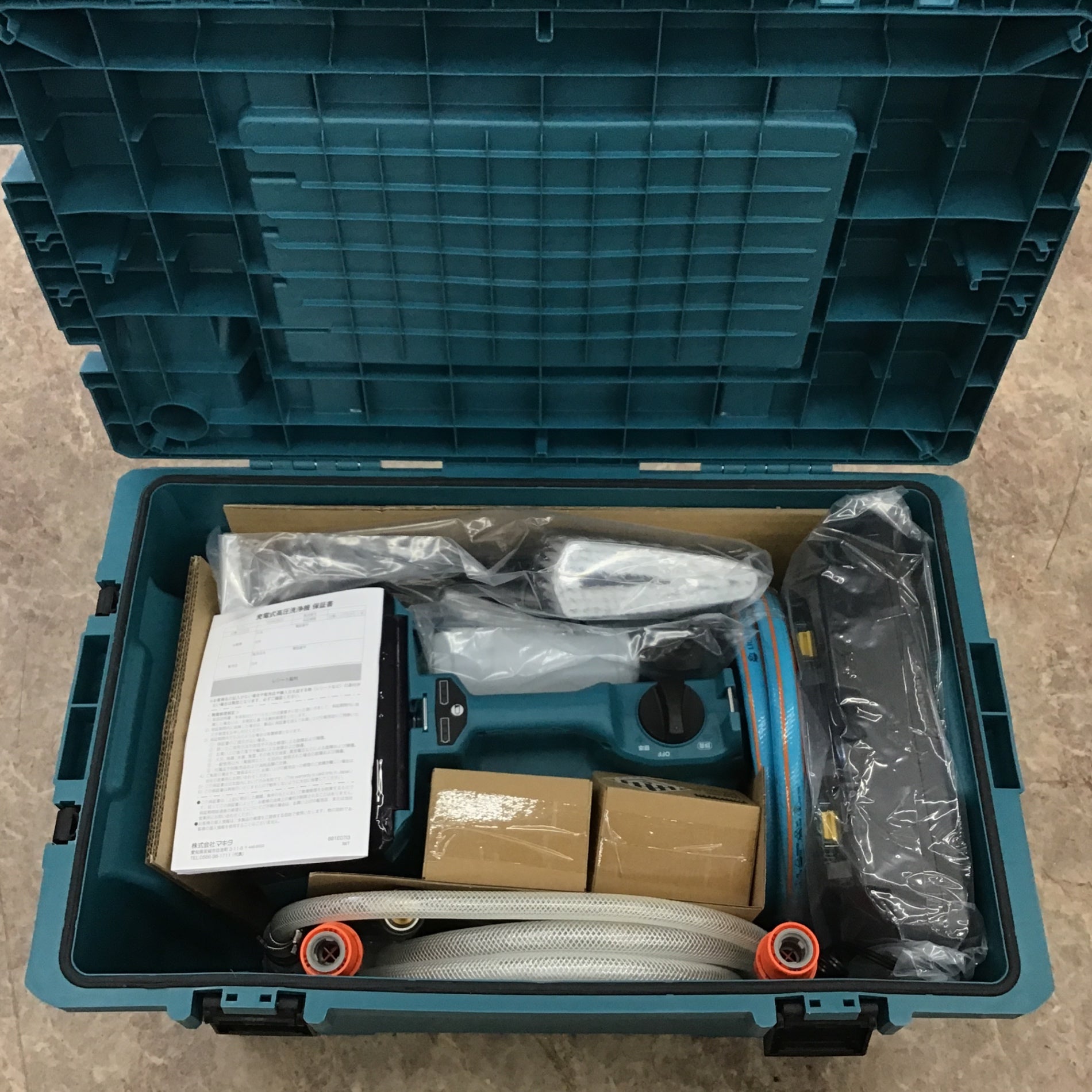 ☆マキタ(makita) コードレス高圧洗浄機 MHW080DPG2【所沢店