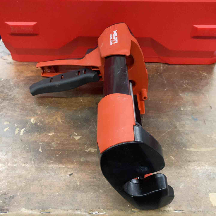 ◇ヒルティ(HILTI) 手動式接着剤ディスペンサー HDM330【戸田店】