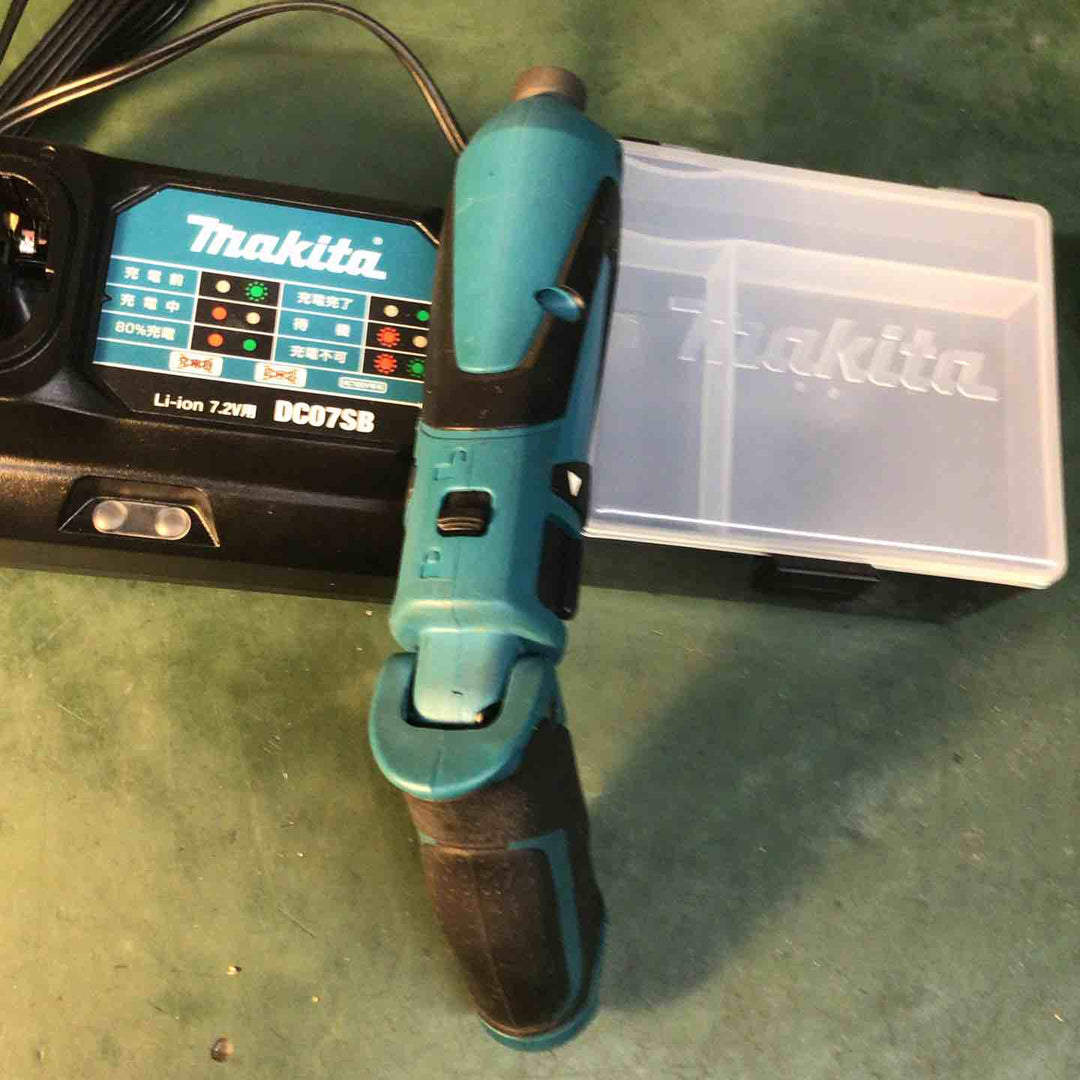 ☆マキタ(makita) 充電式ペンインパクトドライバ TD021DS【戸田店】