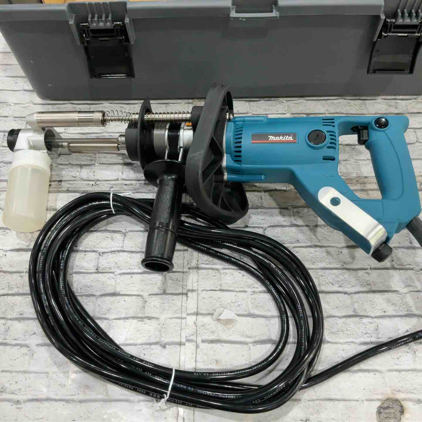 ◇マキタ(makita) ダイヤテックドリル DT0600 ボンベセット付き【川口