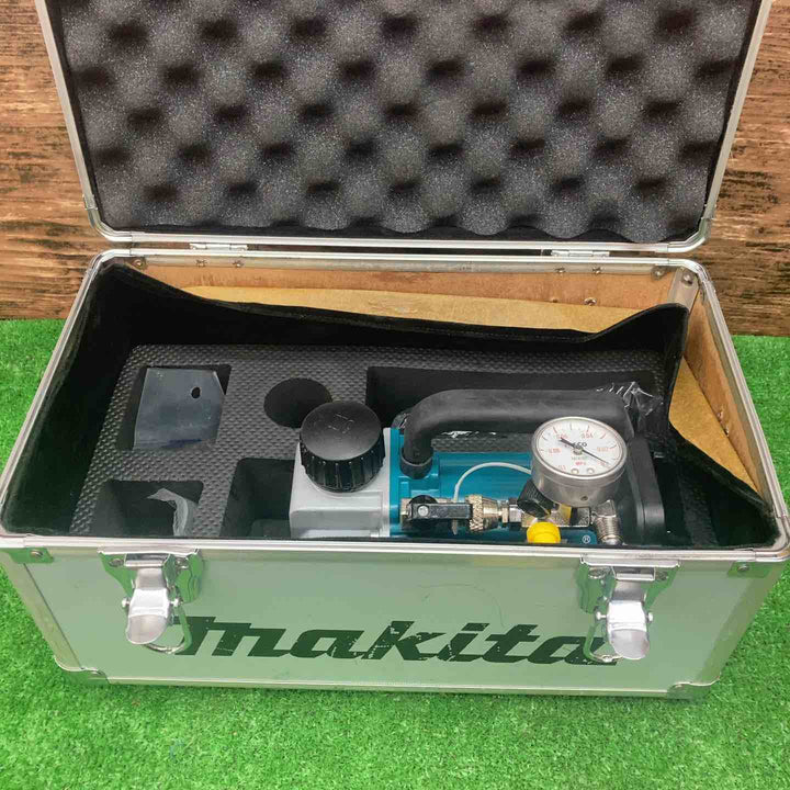 マキタ 充電式真空ポンプ (本体のみ/バッテリー・充電器別売) 18V VP180DZ【川越店】