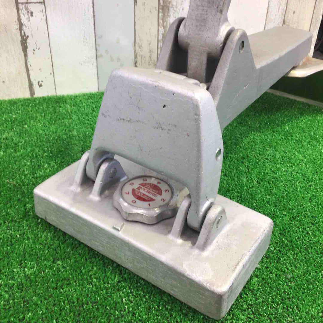 ROBERTS 10-107 カーペットストレッチャー【町田店】