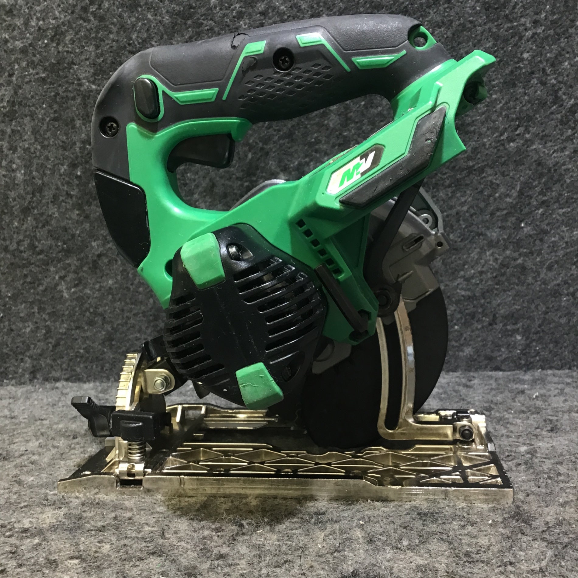 ☆ハイコーキ(HIKOKI ※旧:日立工機) コードレス丸のこ C3605DA(SK)(NN