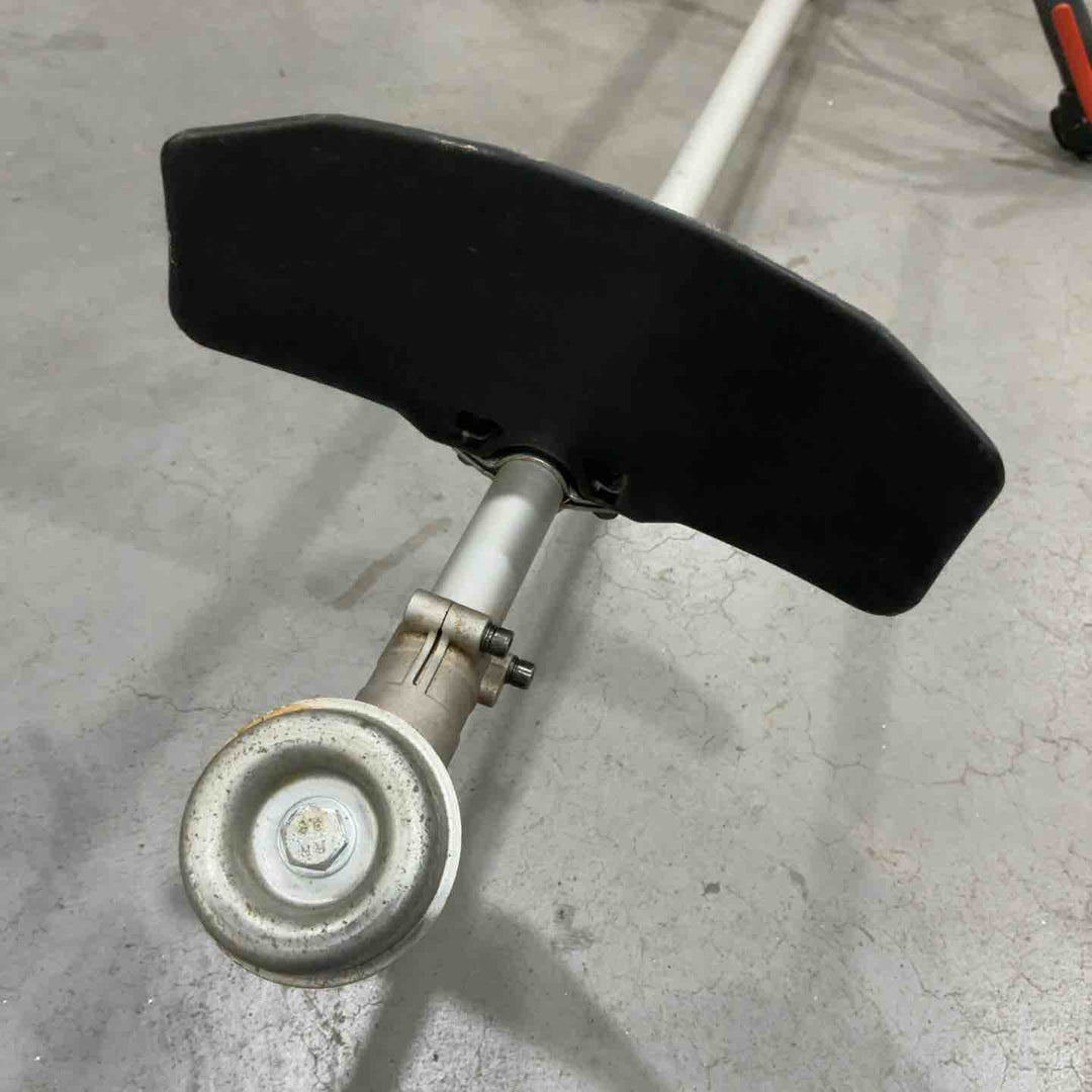 【店頭受取り限定】◇京セラ(Kyocera) 旧リョービ エンジン刈払機 EKM-2630 4170552【川口店】