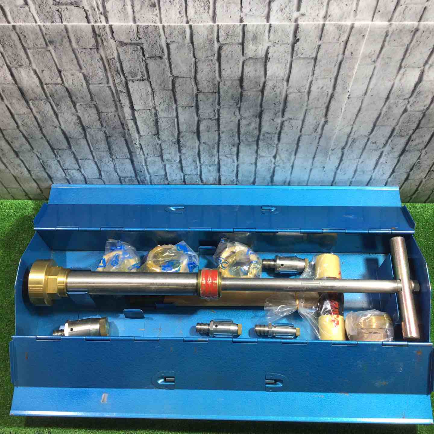 タブチ 穿孔機 &メタルスリーブ挿入器セット 防食コア挿入器 SUSスリーブ&EG挿入器 | 株式会社タブチ（TBC）