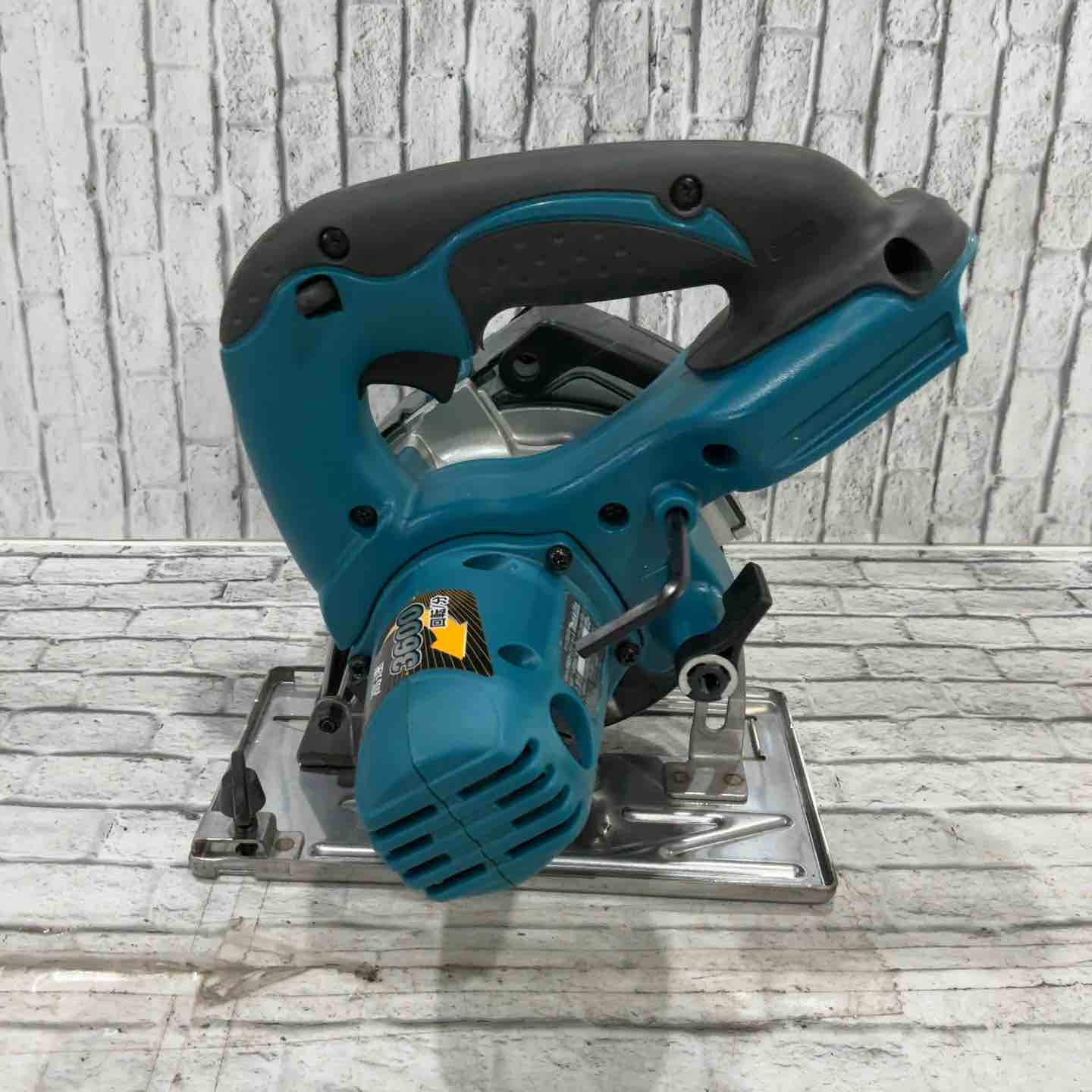 ☆マキタ(makita) コードレスチップソーカッタ CS540DZ【川口店