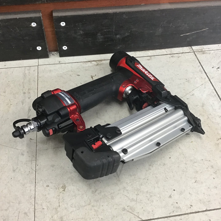 【中古品】 マキタ/makita 高圧ピンネイラ AF502HP 【鴻巣店】