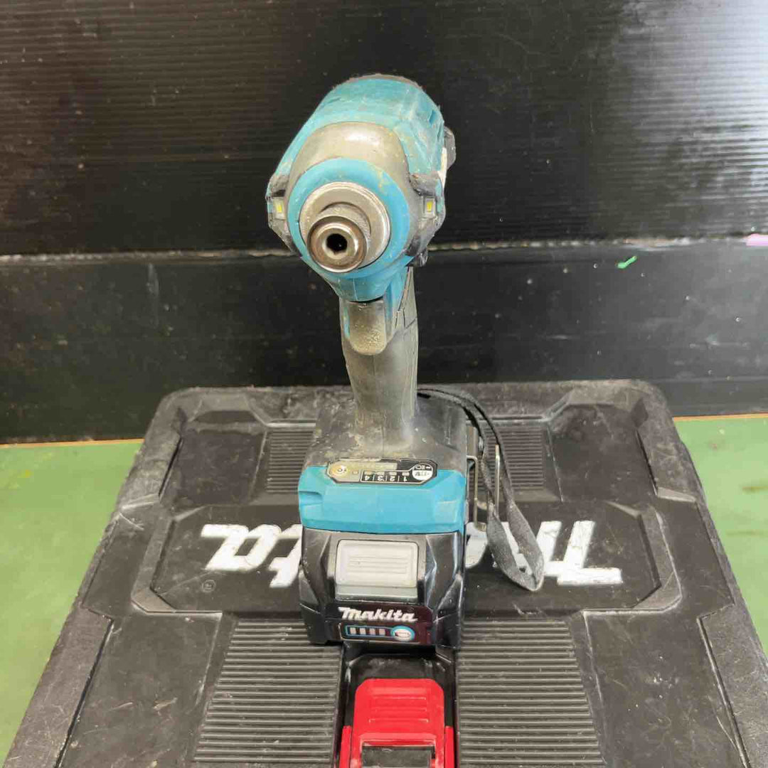 ★マキタ(makita) コードレスインパクトドライバ TD003GRAX　40Vバッテリー2個付き、充電器付属【戸田店】