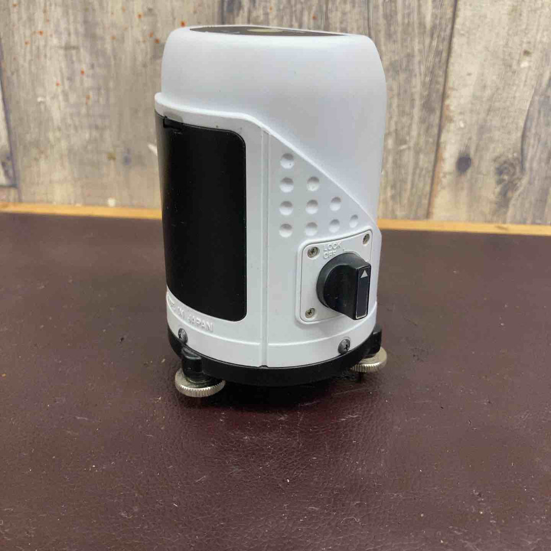 【中古品】 マキタ(makita) レーザー墨出し器 縦・横  SK13P 【東大和店】