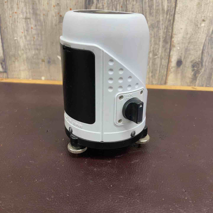 【中古品】 マキタ(makita) レーザー墨出し器 縦・横  SK13P 【東大和店】