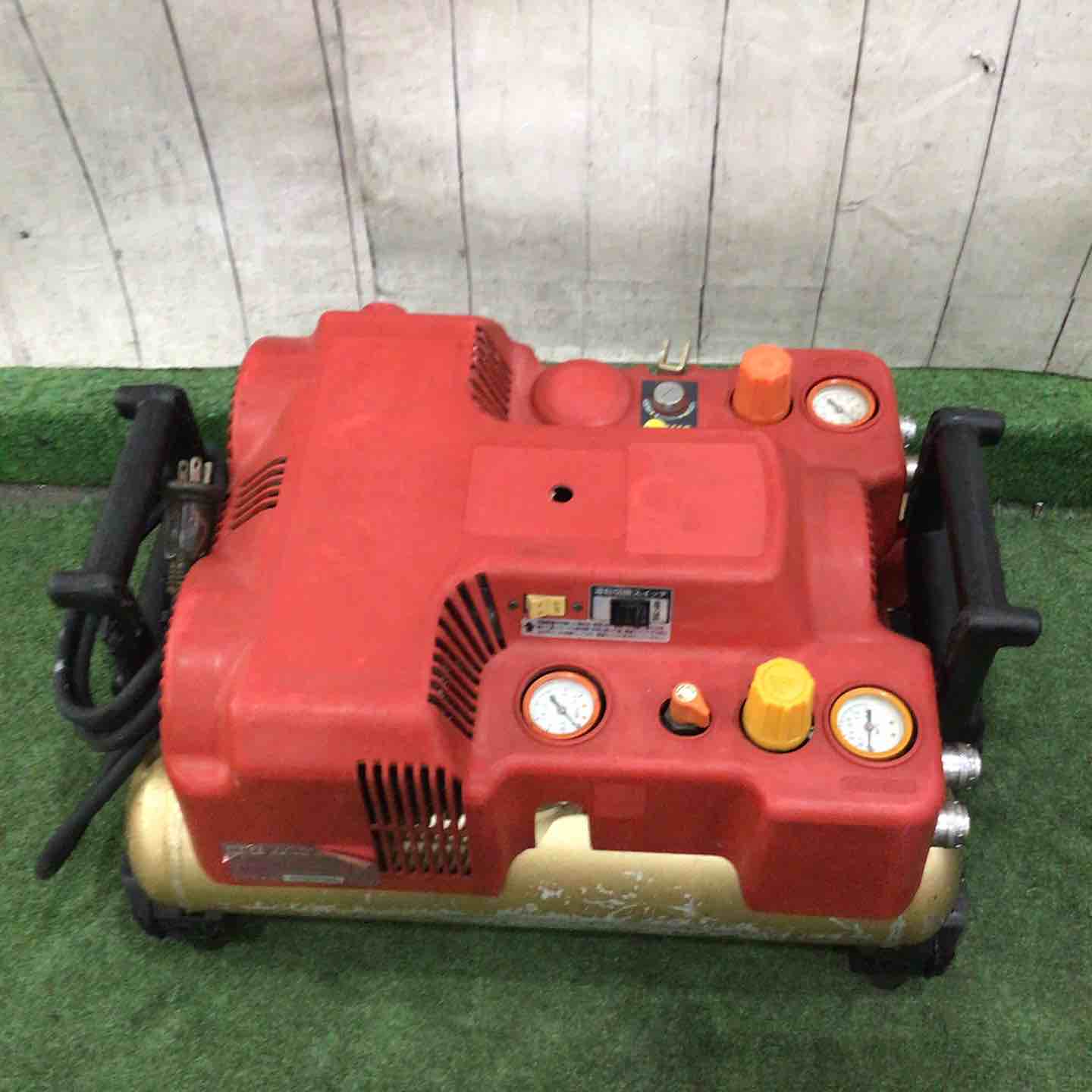 現状品】◇マックス(MAX) 高圧エアコンプレッサ AK-HL1050EK 保証なし