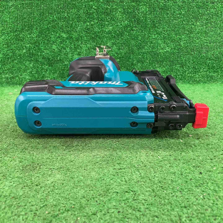 ★マキタ(makita) コードレスタッカー ST121DZK【川崎店】