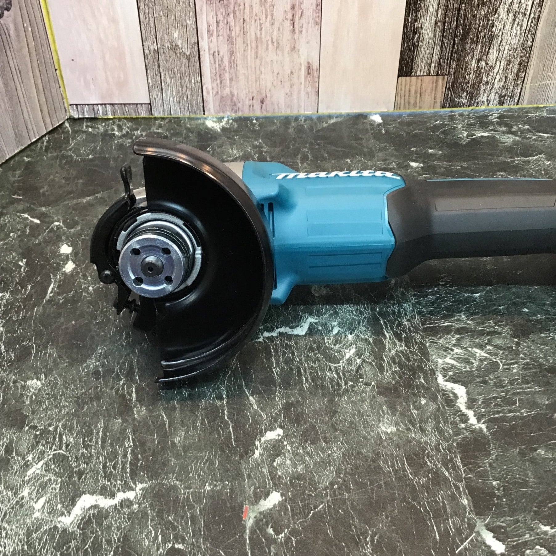 ☆マキタ(makita) 100mmコードレスディスクグラインダ GA412DZ【桶川店
