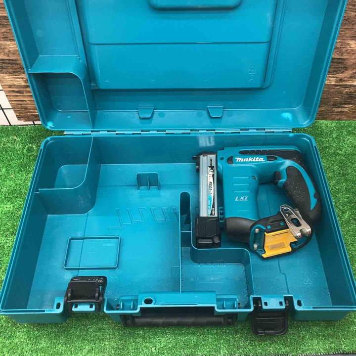 ☆マキタ(makita) コードレスタッカ ST420DZK【川越店】