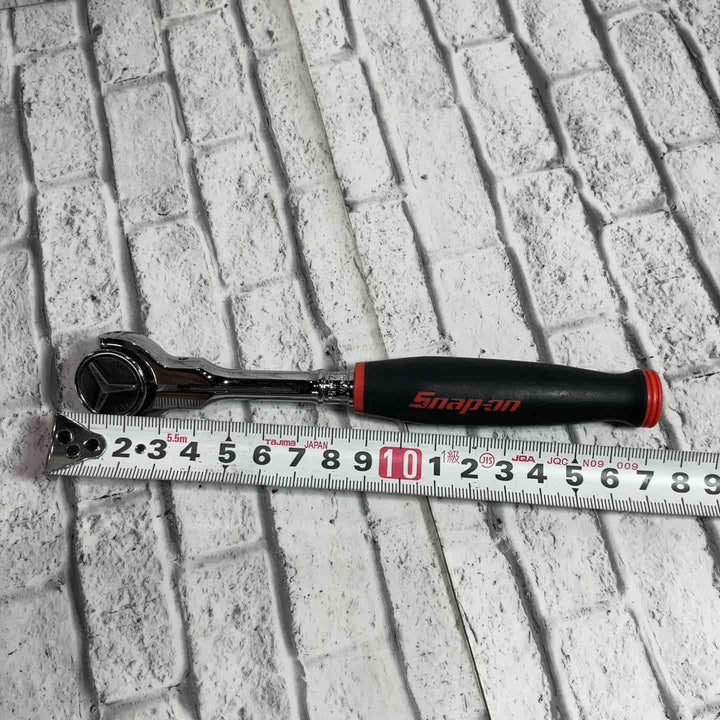 スナップオン(Snap-on) 1/4ソフトグリップラウンドヘッドラチェットハンドル(赤) THNF72【川口店】