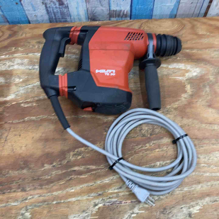 ★ヒルティ(HILTI) コード式ロータリーハンマー TE30【柏店】